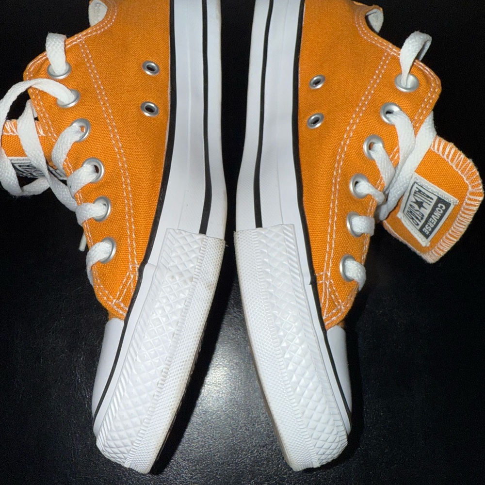 “SOLD” Women Converse Golden Orange All Star Sneakers - Picture 6 of 11